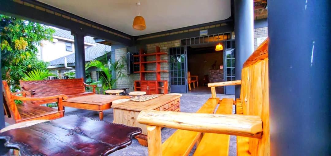 Gipir And Labongo Safari Lodge Ltd Pakwach Ngoại thất bức ảnh