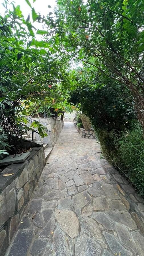 Gipir And Labongo Safari Lodge Ltd Pakwach Ngoại thất bức ảnh